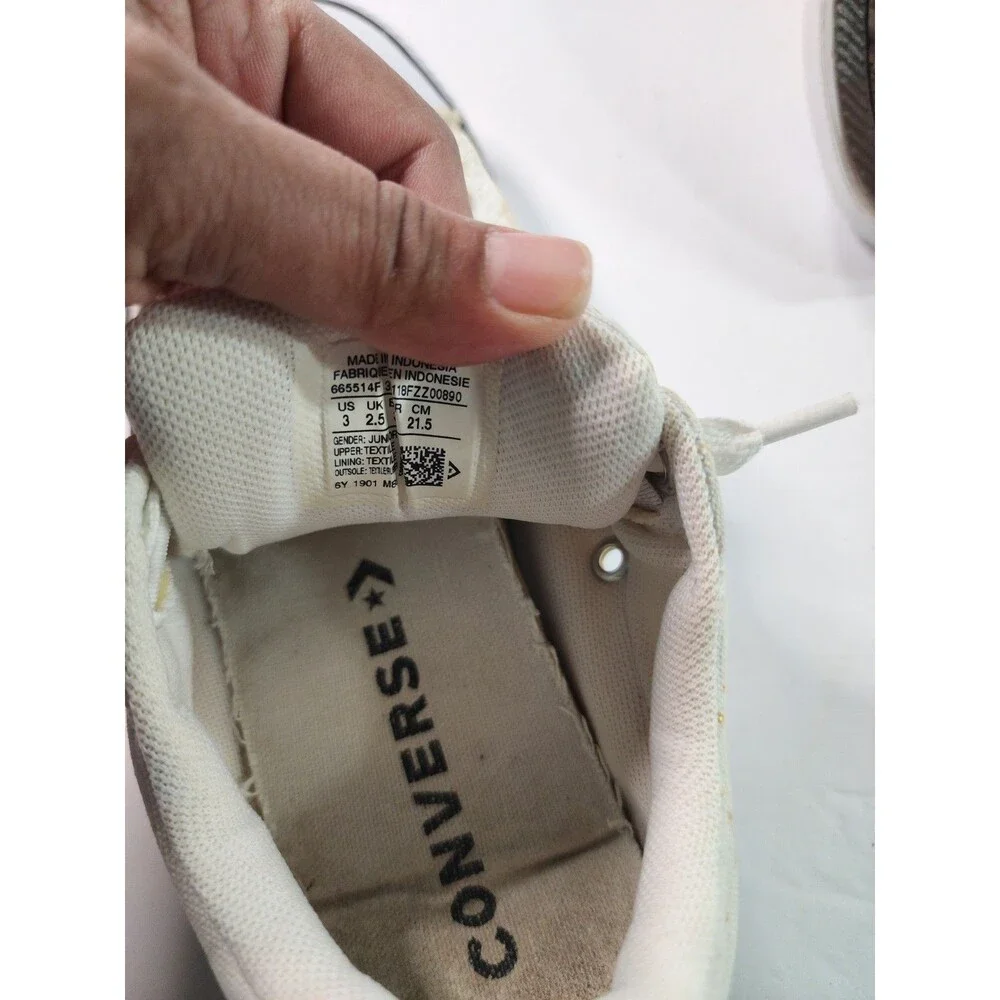 Converse Chuck Taylor All Star Low Top Cream Gold Star Print Sneakers Girls...